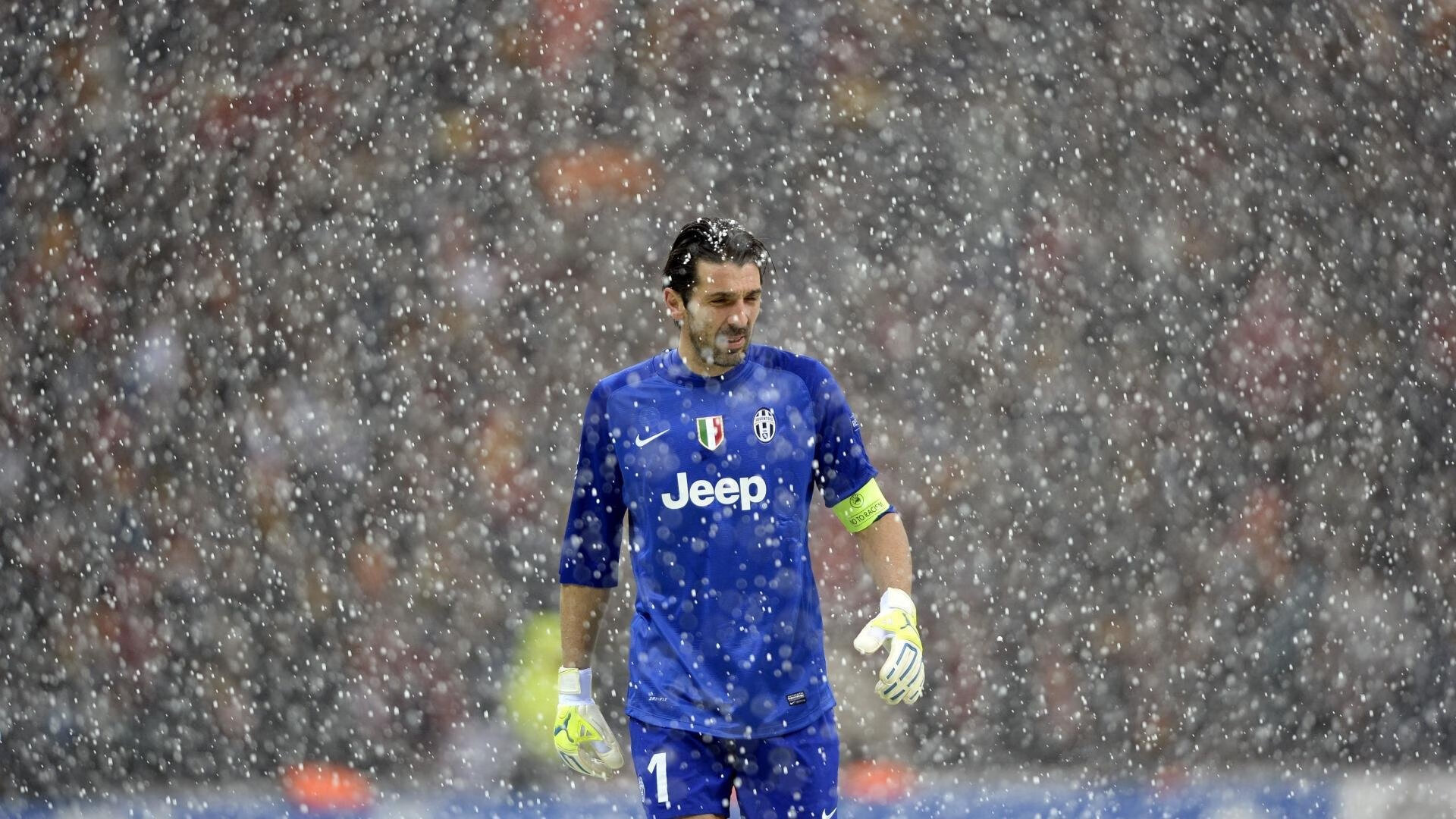 沙特血拼英格兰，加维成为关键先生，一场颠覆传统的战术革命