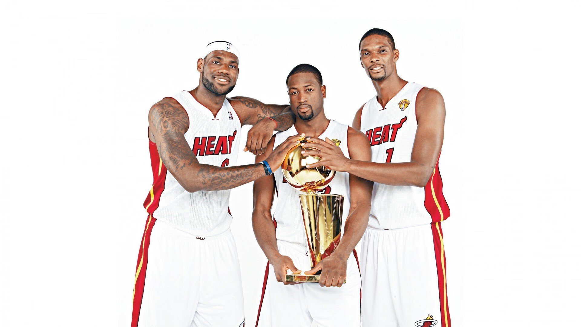 波斯铁骑爆冷掀翻皇家社会,恩佐焦点战破茧成蝶